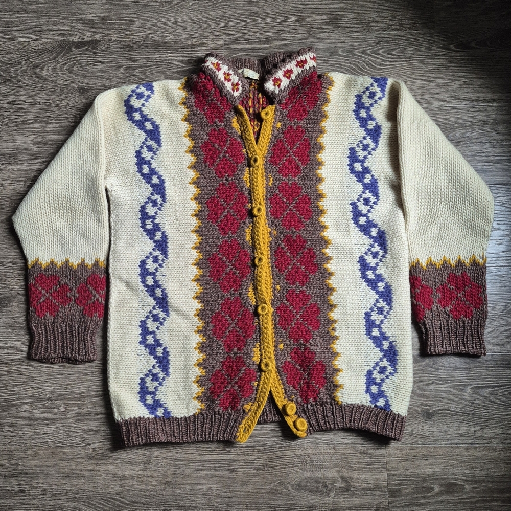 Hand crafted Wool Knit Sweater Cardigan Large L